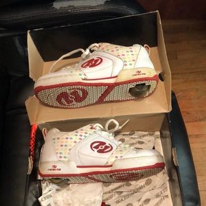 White heelys with wheels and flat inserts